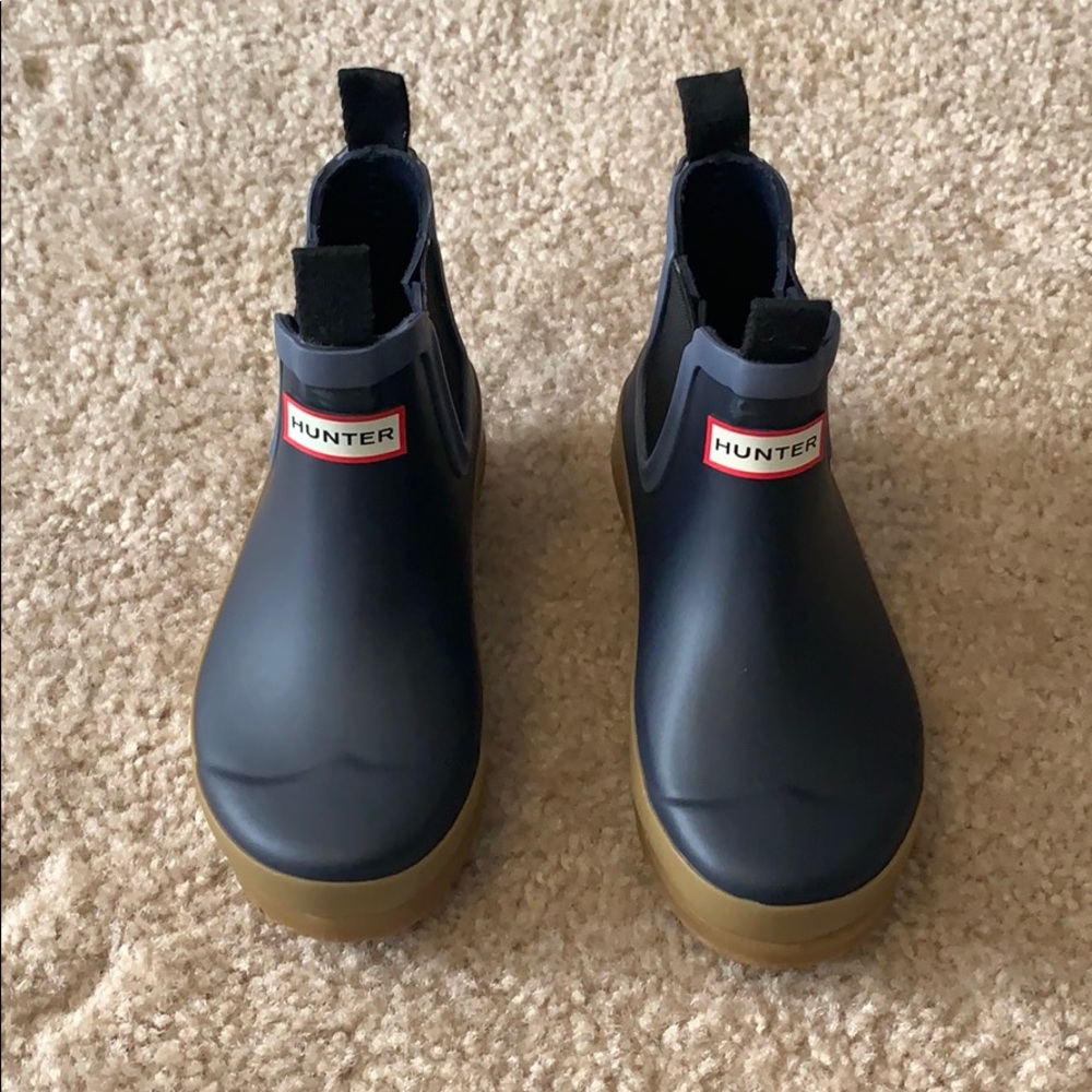 Navy Blue Hunter Chelsea Boots NWOT
